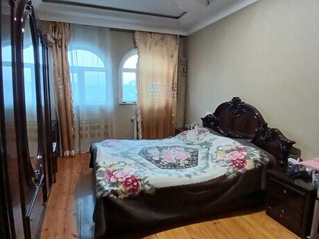Продаётся 3-комнатная квартира в старом фонде, Köhnə Günəşli, 85 м², 175 000 AZN, фото 3 / 12
