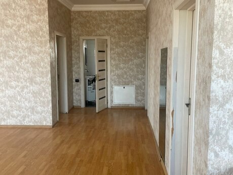 3 otaq · 70 m²