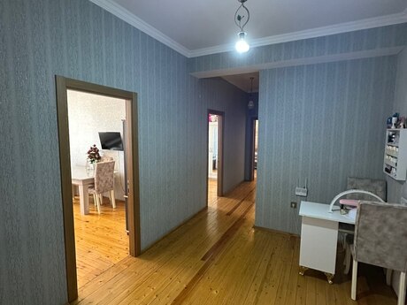 3 otaq · 93 m²