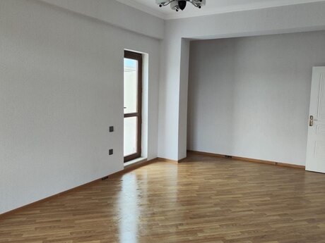 Bayılda 1 otaqlı yeni tikili mənzil satılır, 72,3 m², 179 000 AZN, şəkil 2 / 9