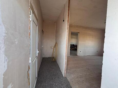 Şüvəlanda 4 otaqlı həyət evi satılır, 150 m², 130 000 AZN, şəkil 5 / 12
