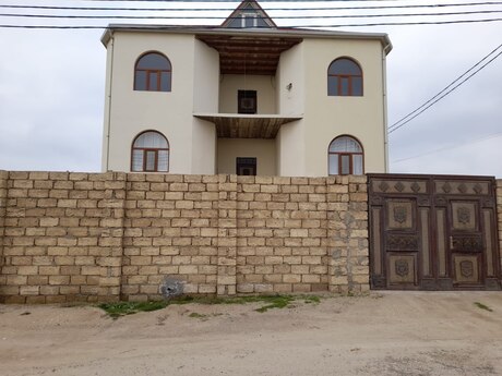 8-комнатный дом, 468 м², Mehdiabad, 215 000 AZN