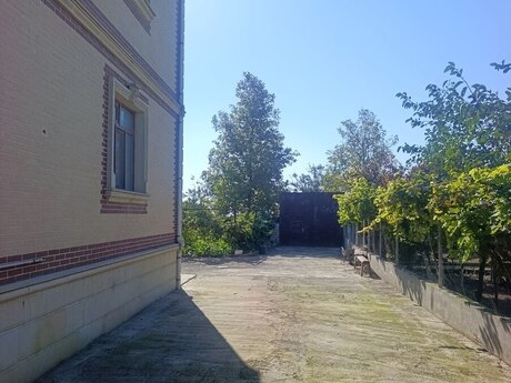 Yeni Suraxanıda 6 otaqlı həyət evi satılır, 300 m², 450 000 AZN, şəkil 3 / 12