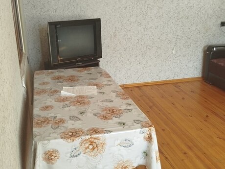 3 otaq · 70 m²