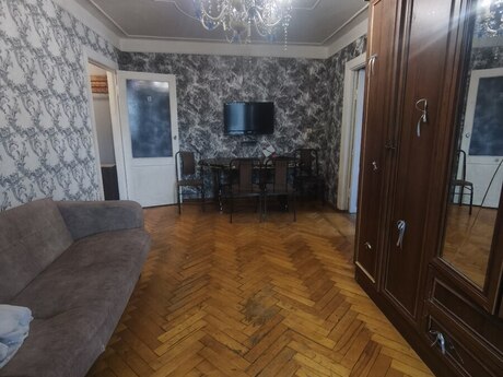2 otaq · 60 m² · 4/5 mərtəbə, Neftçilər