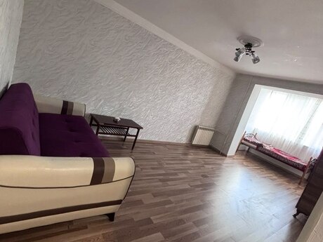 1 otaq · 35 m² · 3/5 mərtəbə, Neftçilər
