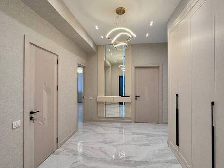 4-room new-build apartment for sale in Renessans Palace, 185 m², 750 000 AZN, photo 3 / 12
