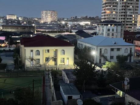 Abşeronda 2 otaqlı yeni tikili mənzil kirayə verilir, 62 m², 450 AZN/ay, şəkil 2 / 12