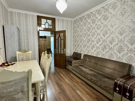 Yeni Yasamalda 4 otaqlı köhnə tikili mənzil satılır, 110 m², 231 000 AZN, şəkil 4 / 12