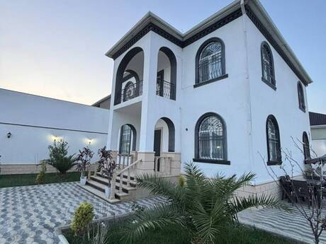 5 otaq · 250 m² · 1/1 mərtəbə, Binə