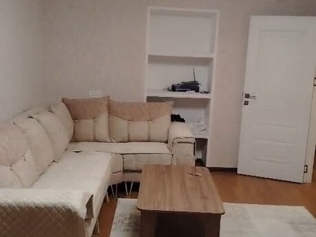 3 otaqlı mənzil, 900 m², Bülbülə, 600 AZN
