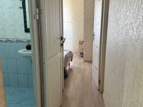 Abşeronda 1 otaqlı köhnə tikili mənzil kirayə verilir, 45 m², 350 AZN/ay, şəkil 4 / 6