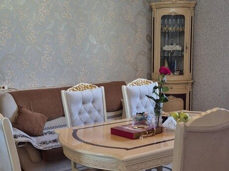 Bilgəhdə 4 otaqlı həyət evi satılır, 110 m², 80 000 AZN, şəkil 3 / 12