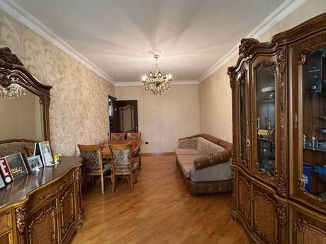 Azadlıq Prospektidə 3 otaqlı köhnə tikili mənzil satılır, 85 m², 230 000 AZN, şəkil 2 / 12