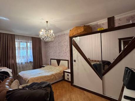 Azadlıq Prospektidə 3 otaqlı köhnə tikili mənzil satılır, 85 m², 230 000 AZN, şəkil 3 / 12