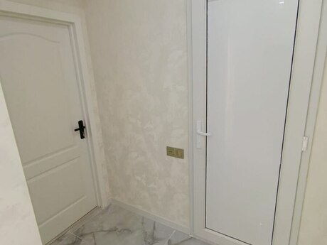 Qurtuluş 93 kompleksində 2 otaqlı yeni tikili mənzil satılır, 57 m², 75 000 AZN, şəkil 3 / 12