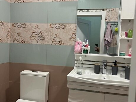 Yeni Yasamalda 2 otaqlı yeni tikili mənzil kirayə verilir, 84 m², 650 AZN/ay, şəkil 5 / 5