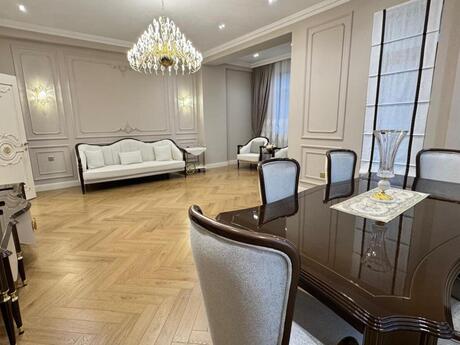 Gənclikdə 3 otaqlı yeni tikili mənzil satılır, 150 m², 535 000 AZN, şəkil 3 / 12