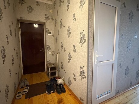 1-room old-build apartment for sale in Yeni Günəşli, 45 m², 117 000 AZN, photo 4 / 7