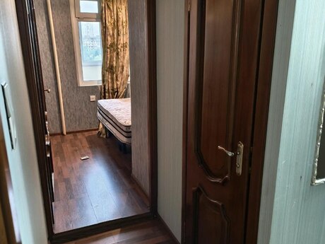 Dərnəgüldə 2 otaqlı köhnə tikili mənzil kirayə verilir, 80 m², 550 AZN/ay, şəkil 4 / 10