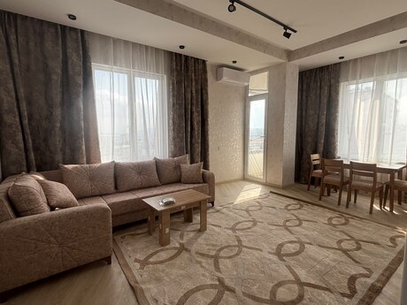 3 otaq · 72 m² · 8/8 mərtəbə, Masazır