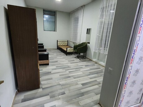 1 otaqlı mənzil, 30 m², 20-ci sahə, 300 AZN