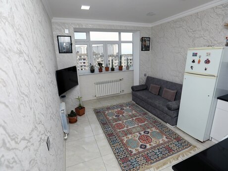 Əhmədlidə 3 otaqlı köhnə tikili mənzil satılır, 63 m², 165 000 AZN, şəkil 2 / 12