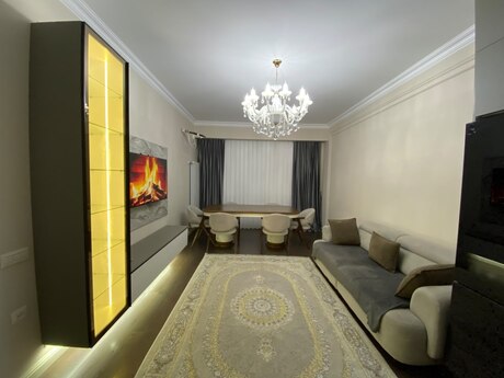 3 rooms · 85 m² · floor 12/18, City Garden