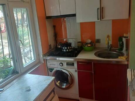 Memar Əcəmidə 3 otaqlı köhnə tikili mənzil satılır, 48 m², 141 500 AZN, şəkil 5 / 6