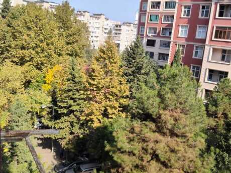 Продаётся 5-комнатная квартира в старом фонде, 8-ci mikrorayon, 120 м², 340 000 AZN, фото 2 / 12