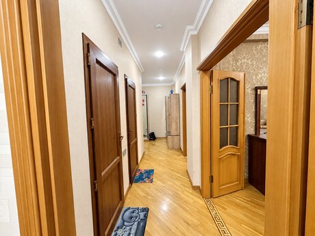 Продаётся 2-комнатная квартира в новостройке, Nəsimi, 85 м², 208 000 AZN, фото 3 / 12