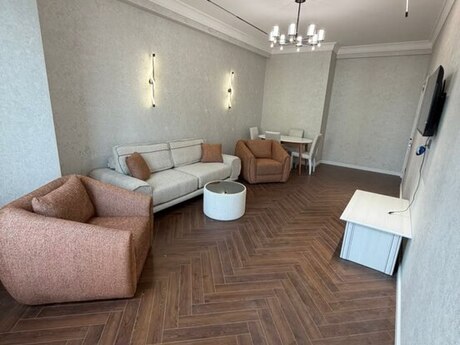 2 otaqlı mənzil, 68 m², Elmlər Akademiyası, 1 400 AZN