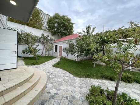 Продаётся 6-комнатный дом, Biləcəri, 350 м², 490 000 AZN, фото 2 / 12