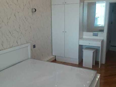 3-комн. · 70 m²