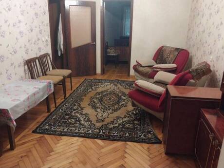 2 otaq · 50 m² · 1/5 mərtəbə, İnşaatçılar