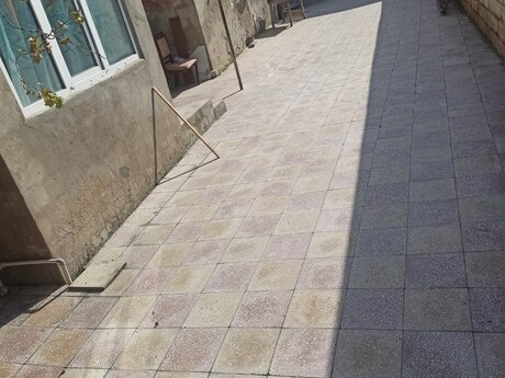 Qaraçuxurda 6 otaqlı həyət evi satılır, 120 m², 175 000 AZN, şəkil 2 / 4