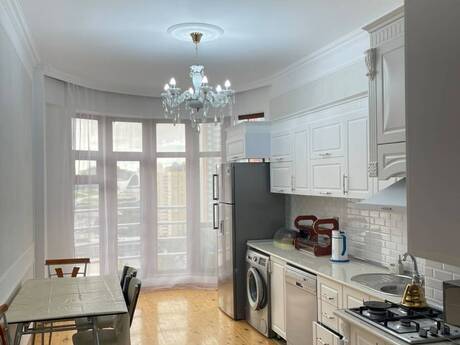 Сдаётся 3-комнатная квартира в новостройке, Şah İsmayıl Xətai, 155 м², 1 200 AZN/мес, фото 3 / 12