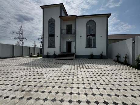 6 otaqlı ev, 210 m², Zabrat, 185 000 AZN