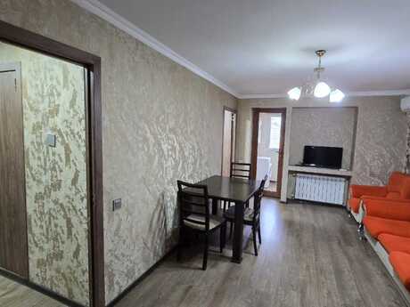 3-room old-build apartment for rent in Nəriman Nərimanov, 80 m², 800 AZN/mo, photo 2 / 12