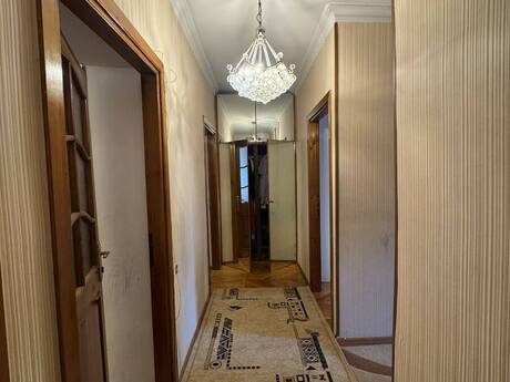 Elmlər Akademiyasında 3 otaqlı köhnə tikili mənzil satılır, 75 m², 205 000 AZN, şəkil 2 / 12