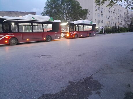 Əmircanda 3 otaqlı köhnə tikili mənzil satılır, 75 m², 159 000 AZN, şəkil 2 / 12