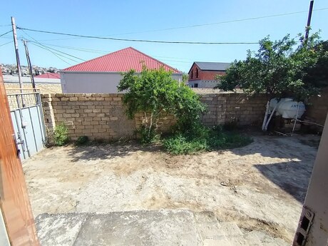 Binəqədidə 6 otaqlı həyət evi satılır, 100 m², 75 000 AZN, şəkil 2 / 8