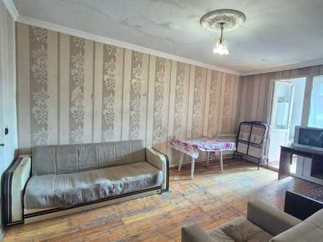 2 otaq · 45 m² · 5/5 mərtəbə, İnşaatçılar