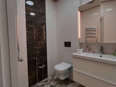 Yeni Bakı kompleksində 3 otaqlı yeni tikili mənzil satılır, 73 m², 138 000 AZN, şəkil 3 / 12