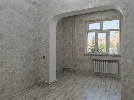 Yeni Günəşlidə 2 otaqlı köhnə tikili mənzil satılır, 35 m², 120 000 AZN, şəkil 3 / 12