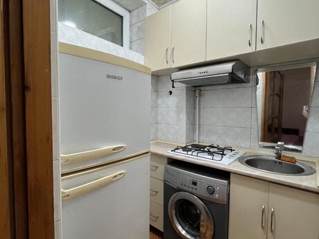1-room house for rent in M.Ə.Rəsulzadə, 25 m², 350 AZN/mo, photo 4 / 7