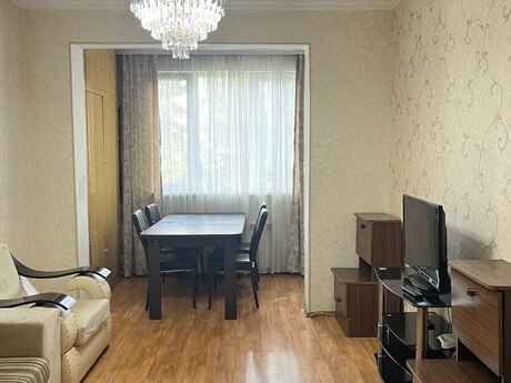 Сдаётся 2-комнатная квартира в старом фонде, 1-ci mikrorayon, 50 м², 550 AZN/мес, фото 2 / 12