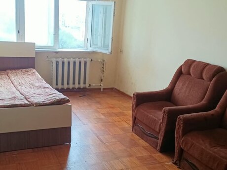 2 otaq · 80 m² · 7/9 mərtəbə, Qara Qarayev