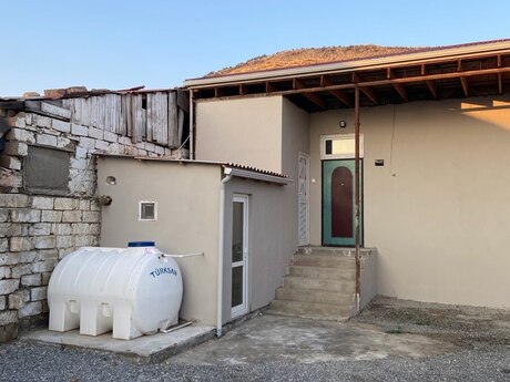 3 otaq · 45 m² · 1/1 mərtəbə, Bayıl