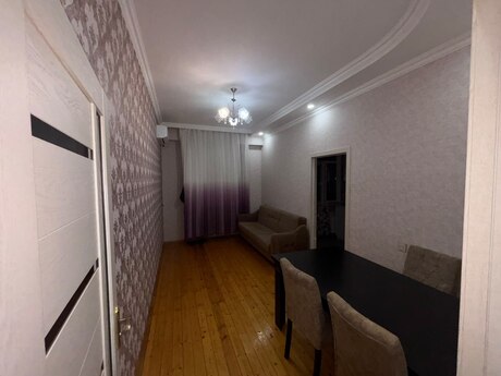 3 otaq · 70 m²